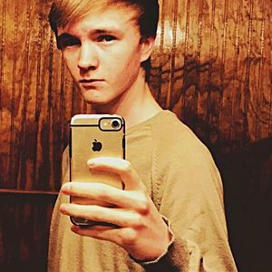 Meet your Posher, Blake